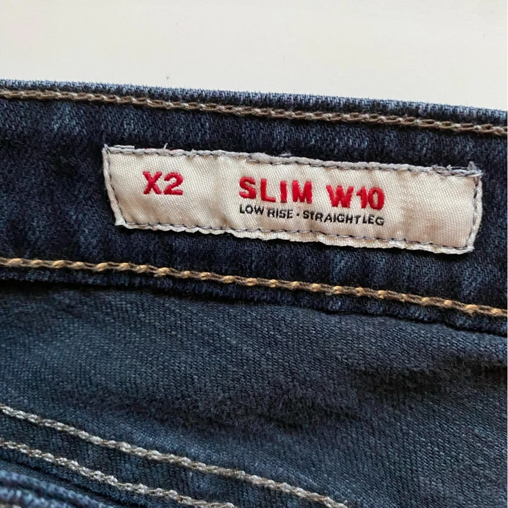 Women’s Blue Express Low Rise Straight Jeans size 8 Long